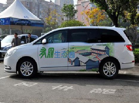 甘孜户外车贴喷绘如何保持效果?